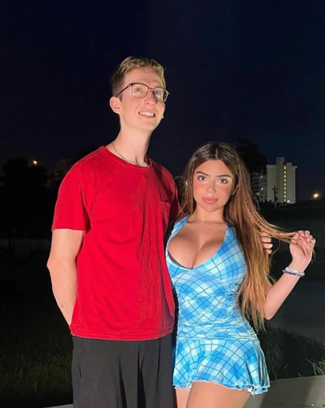 couple-gets-trolled-online-because-the-girl-is-way-hotter-than-her