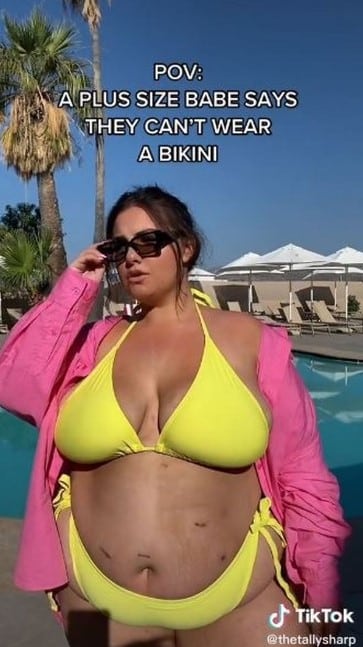 curvy model