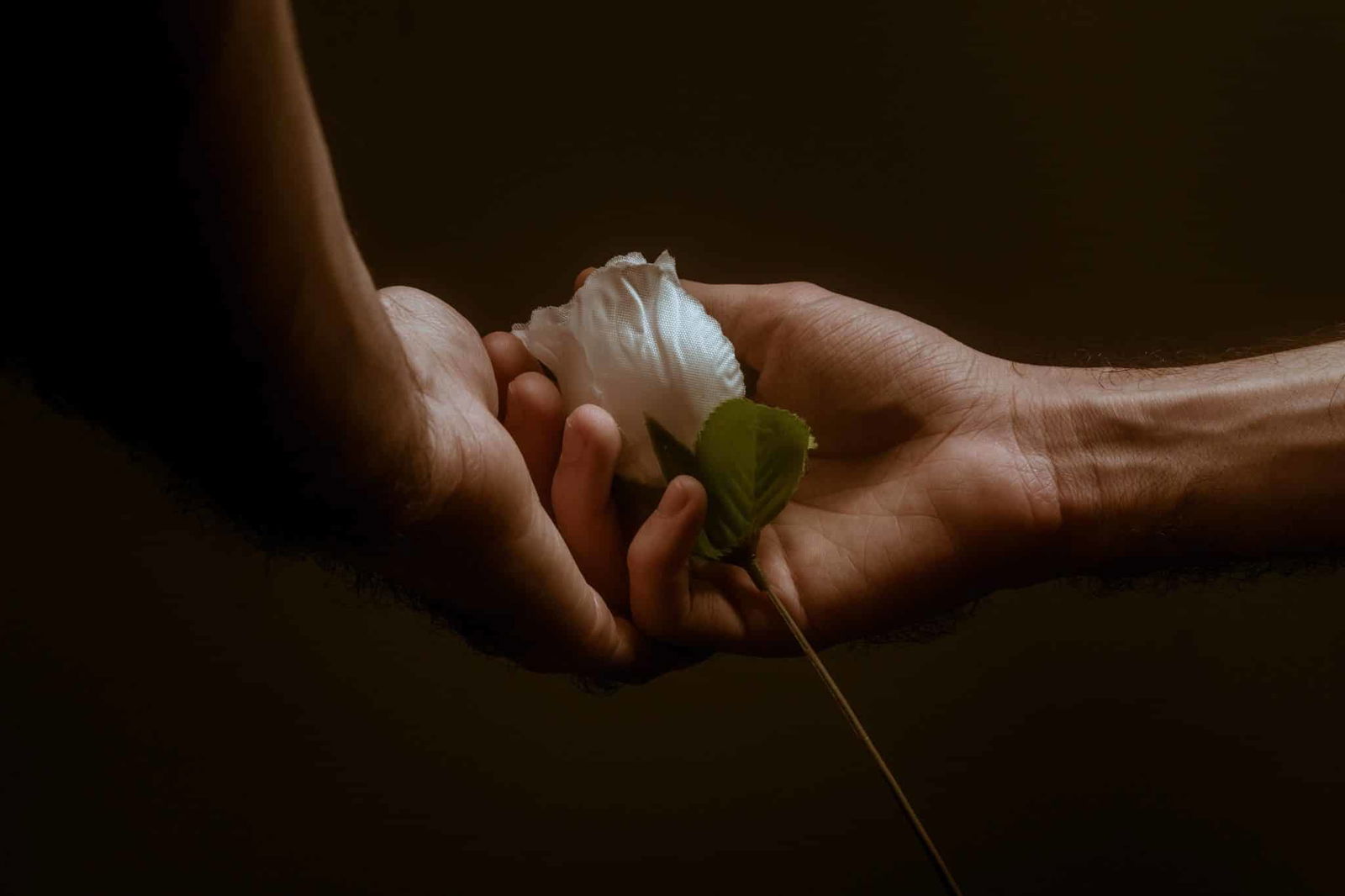 5 Hints Your Ex Might Return