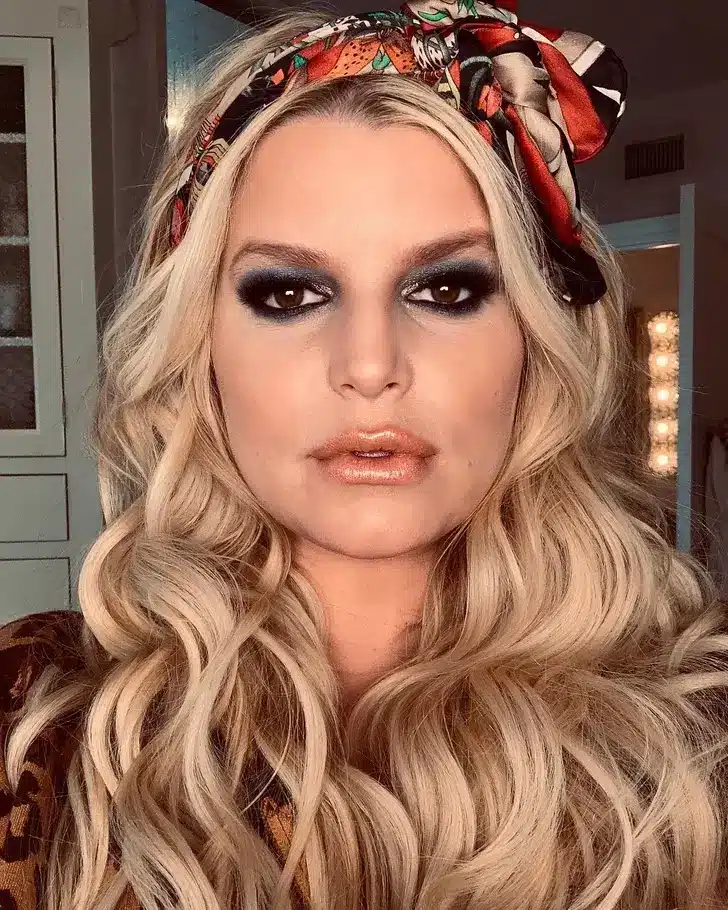 Jessica Simpson's Makeup-Free