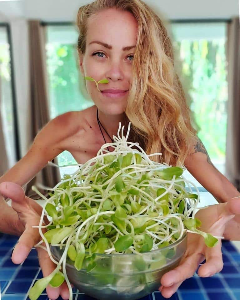 Vegan Raw Food Influencer