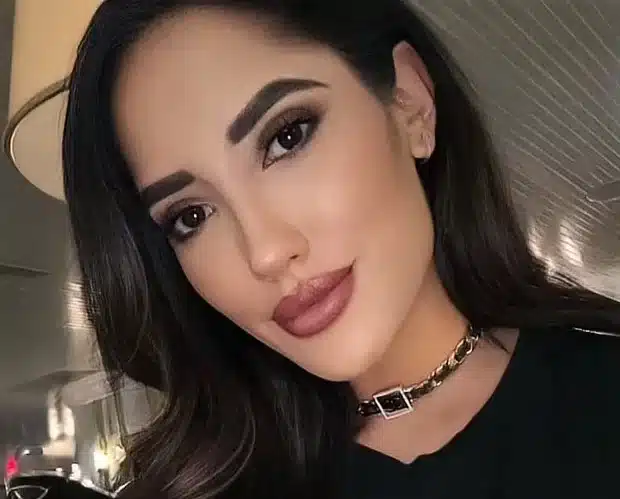 Chloe Amour