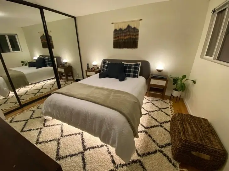 Single Men Apartments