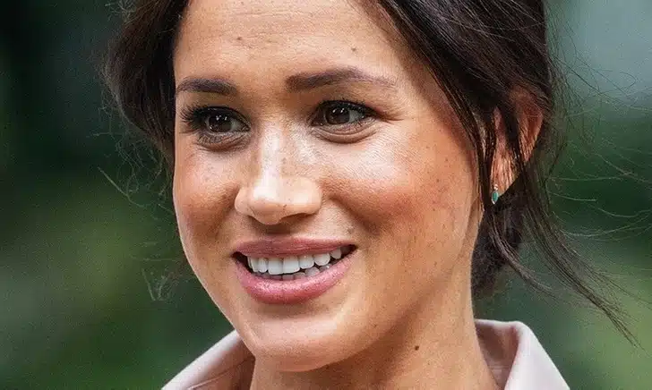 7 Royal Life Hacks