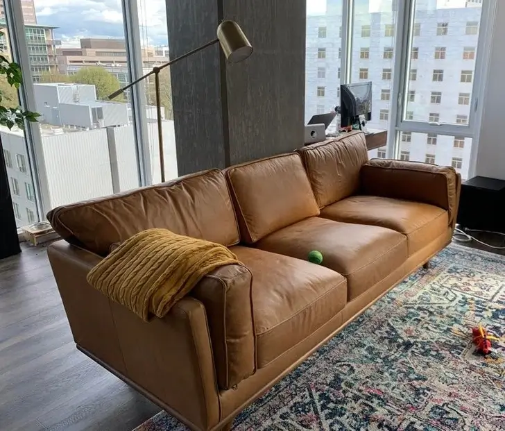 Single Men Apartments